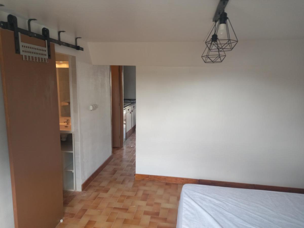 Ferienwohnung Mon Petit Studio Montmorillon Exterior foto
