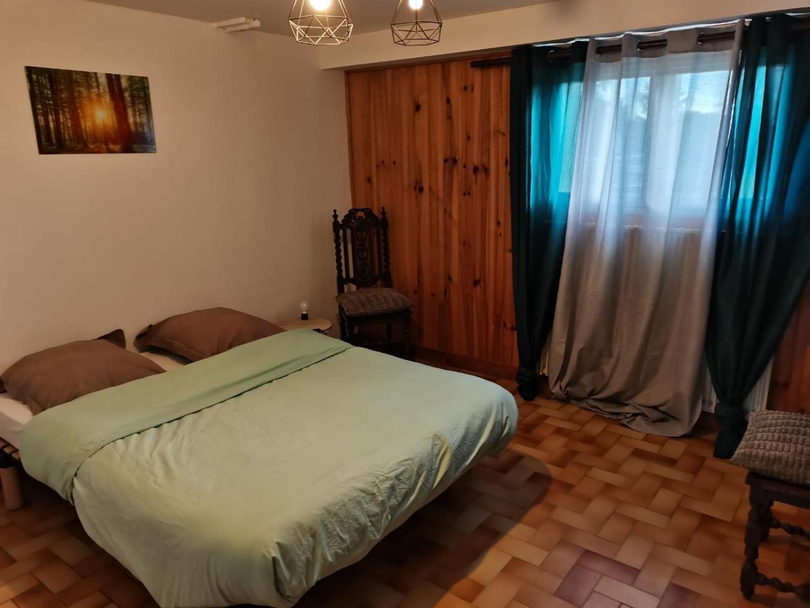 Ferienwohnung Mon Petit Studio Montmorillon Exterior foto